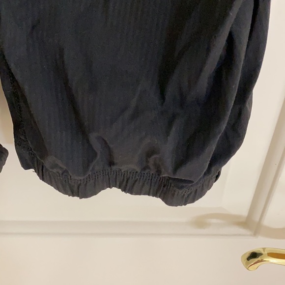 EUC Sz 10 Lululemon Dance Studio crop pants - Picture 3 of 6